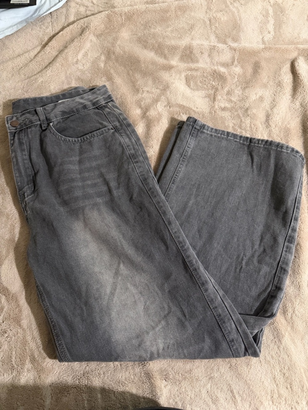 Women's Wide Leg Jeans in Washed Gray
